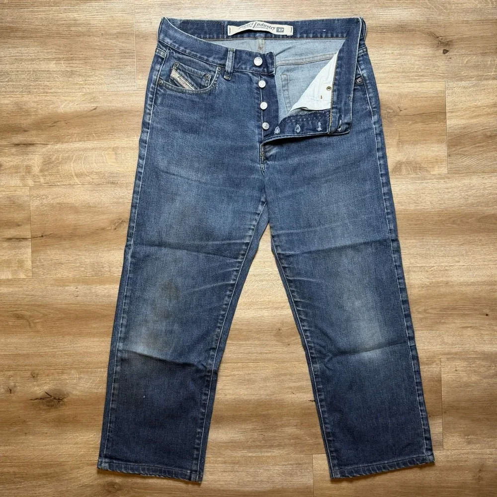 Diesel Jeans Men 30x24 Blue Regular Straight Leg Dirty Wash Denim (Tagged‎ 33)